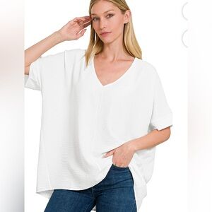 Zenana Off White Woven V-Neck Blouse.  Sz XL